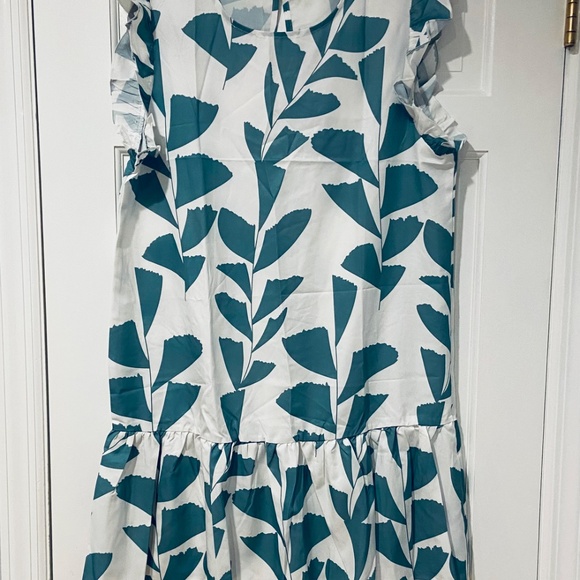 Leaf Print Ruffle Cap Sleeve Dress – White & Green – Size XL - Picture 3 of 9